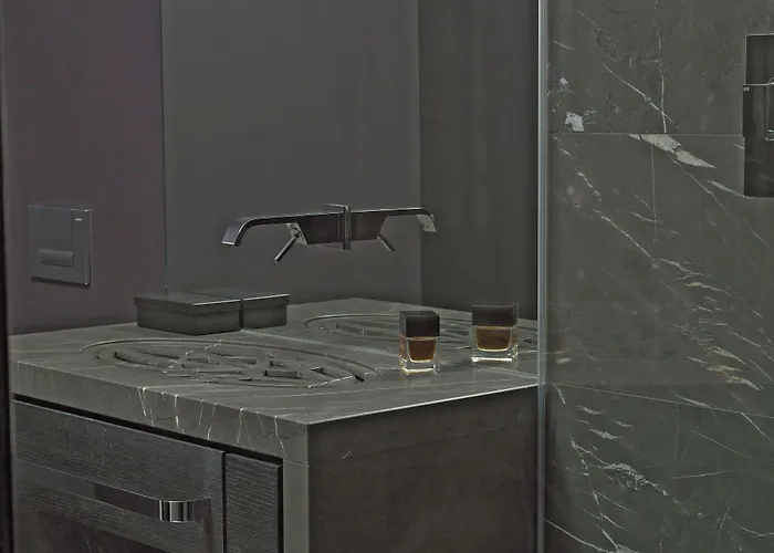 Hotel Roomers Frankfurt Central, Autograph Collection Frankfurt am Main