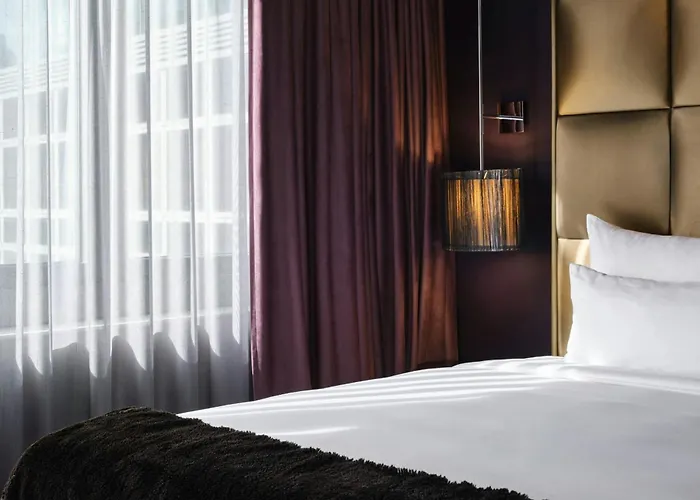 Hotel Roomers Frankfurt Central, Autograph Collection Frankfurt am Main
