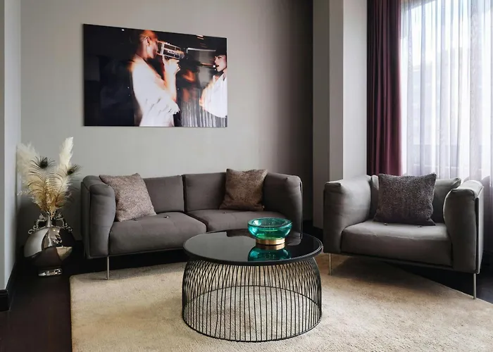 Roomers Frankfurt Central, Autograph Collection 5* Francoforte sul Meno