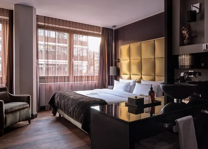 Roomers Frankfurt Central, Autograph Collection Hotel 5*
