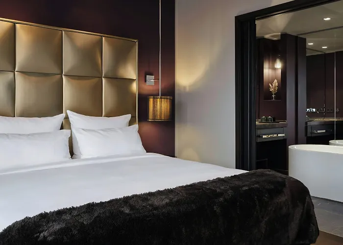 Roomers Frankfurt Central, Autograph Collection Francoforte sul Meno