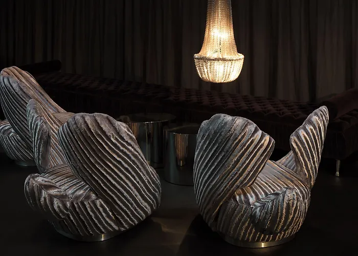 Hotel Roomers Frankfurt Central, Autograph Collection 5*